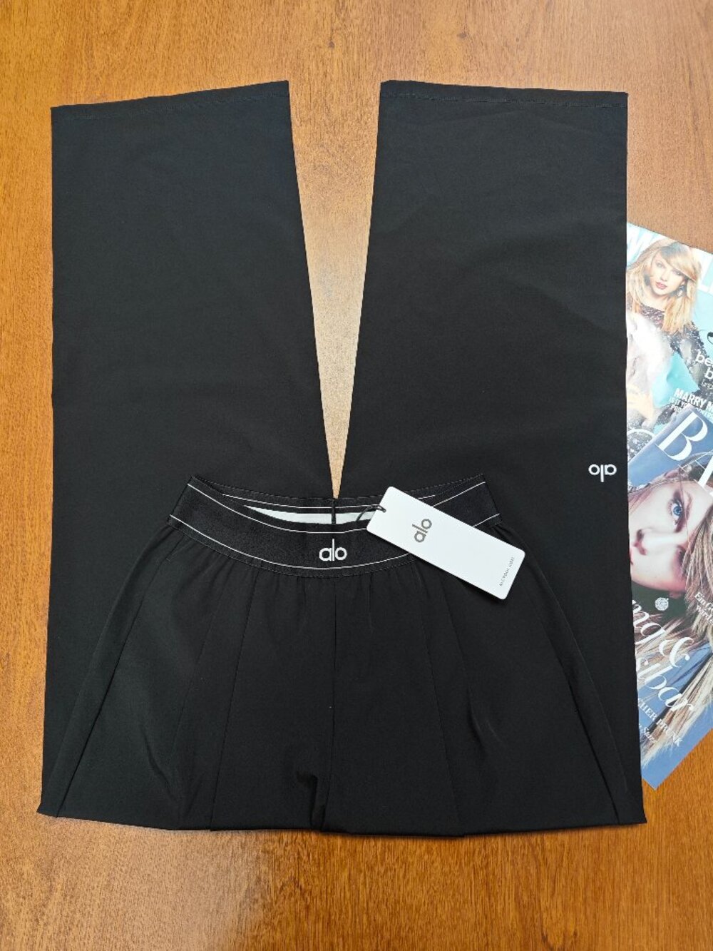 💖ALO Yoga (Regular) NWT Suit Up Trouser Black 💖 Loose fit/Slim fit pants - Picture 7 of 9